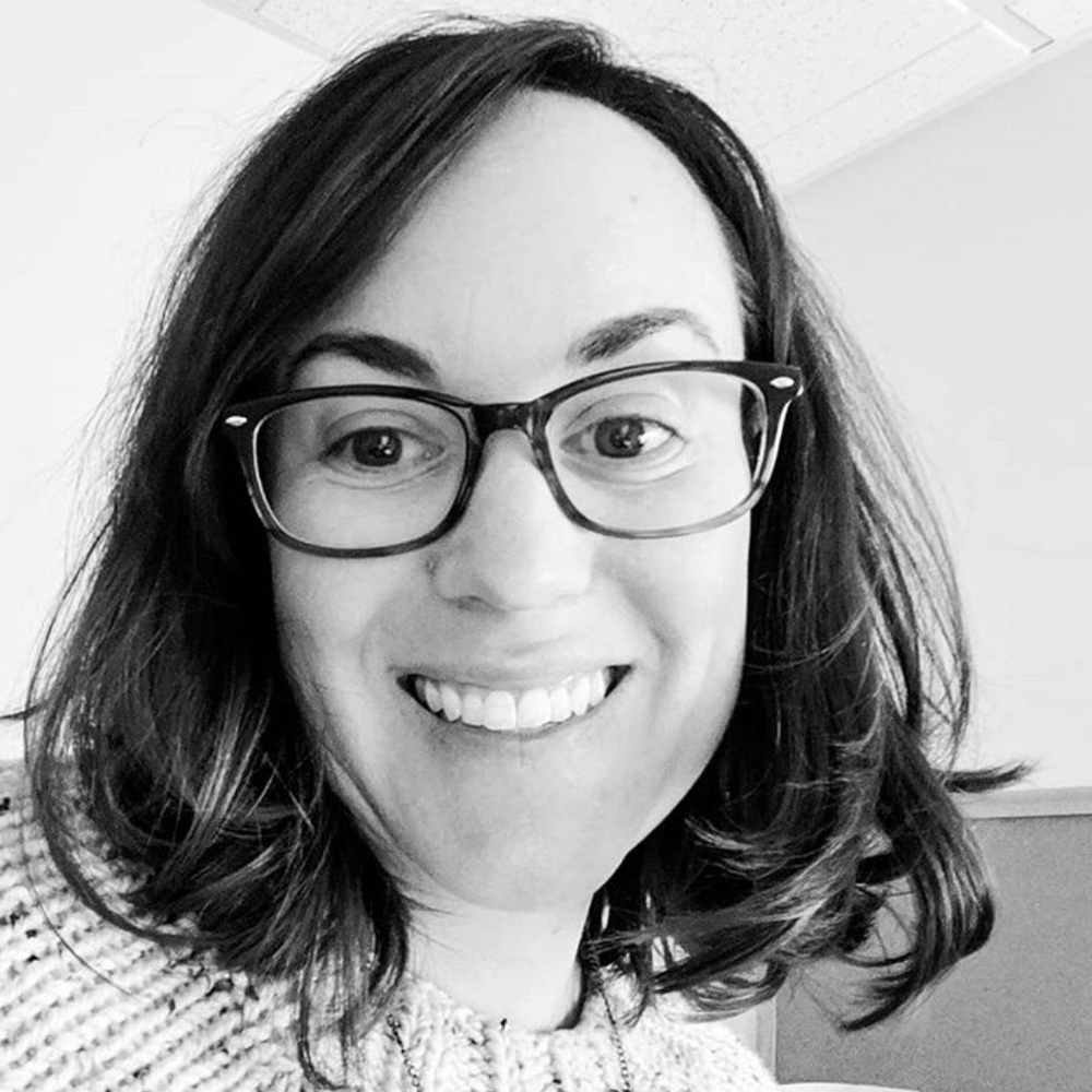 Meet your Posher, Elise